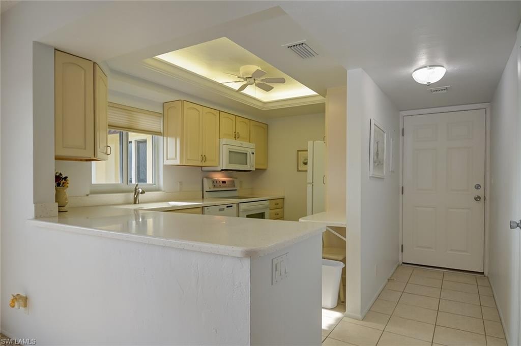 6900 Estero BLVD 701 photo 7