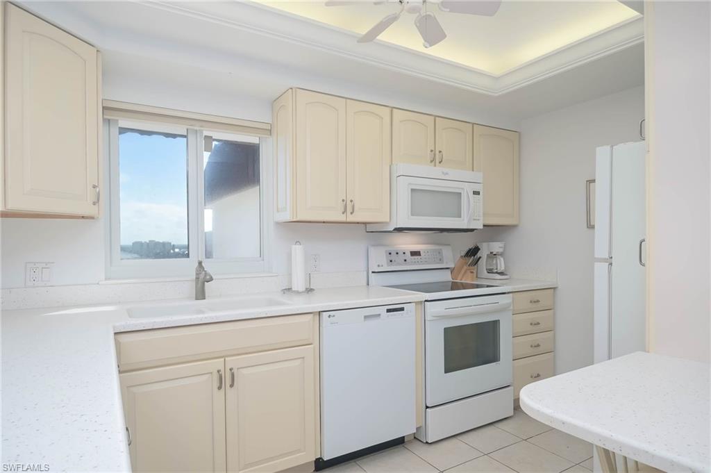 6900 Estero BLVD 701 photo 10