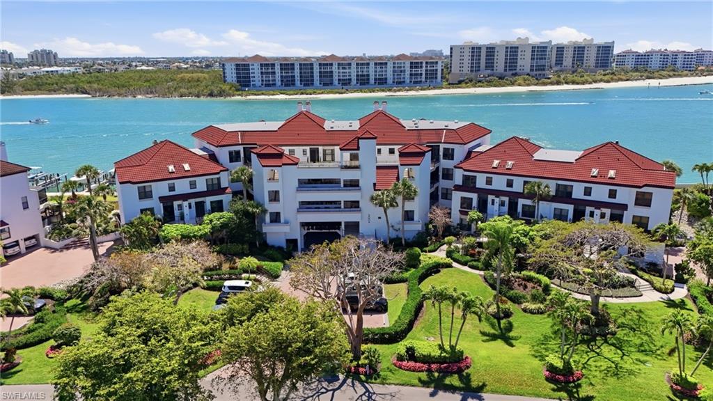309 La Peninsula BLVD 309
