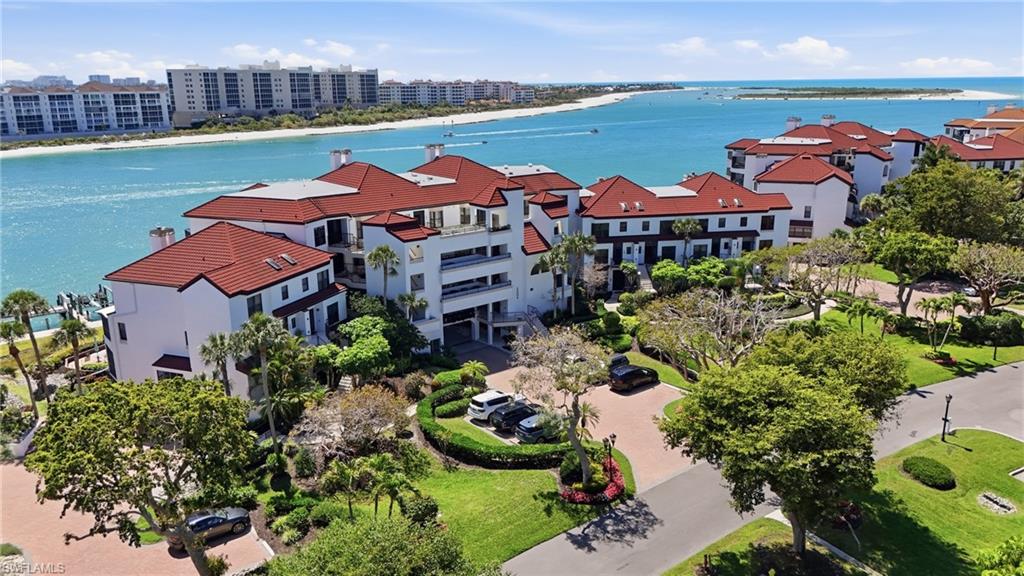 309 La Peninsula BLVD 309