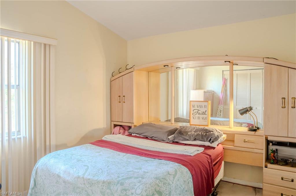 Garage apartment master suite