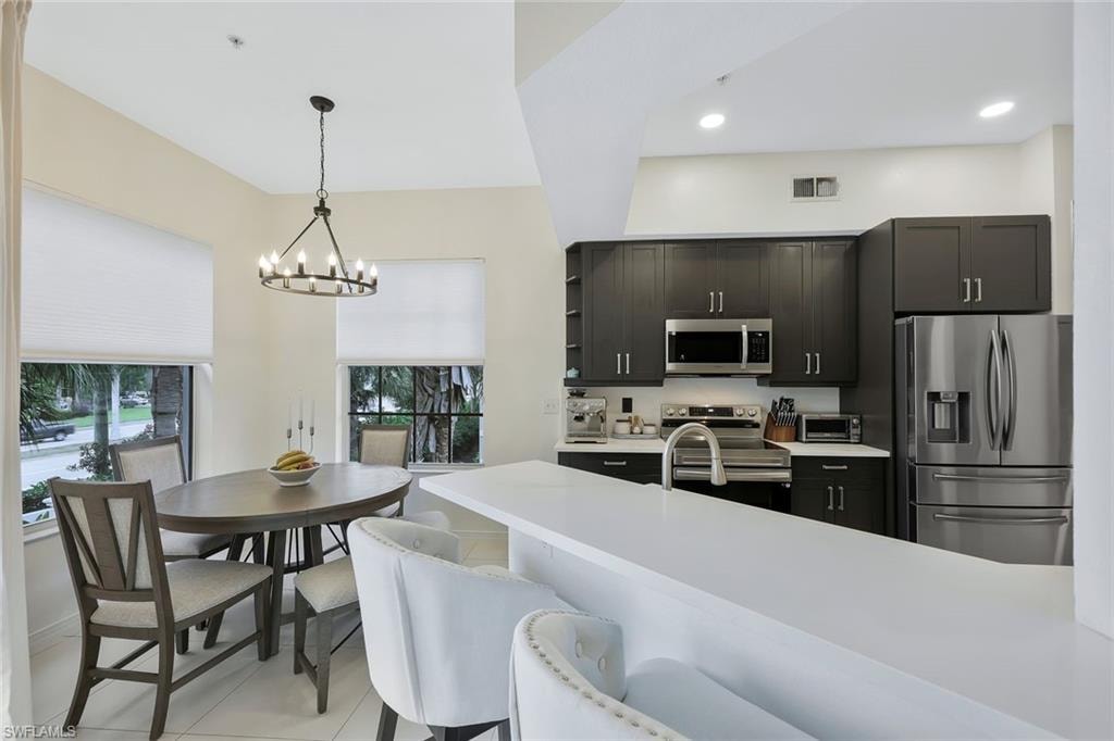 9210 Belleza WAY 204 photo 13