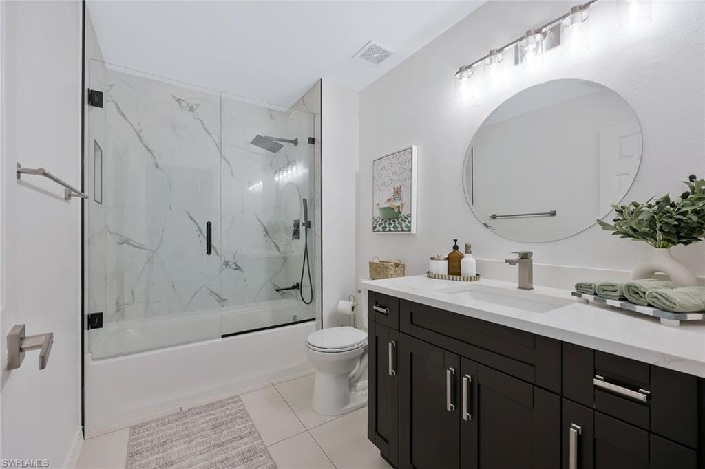9210 Belleza WAY 204 photo 20