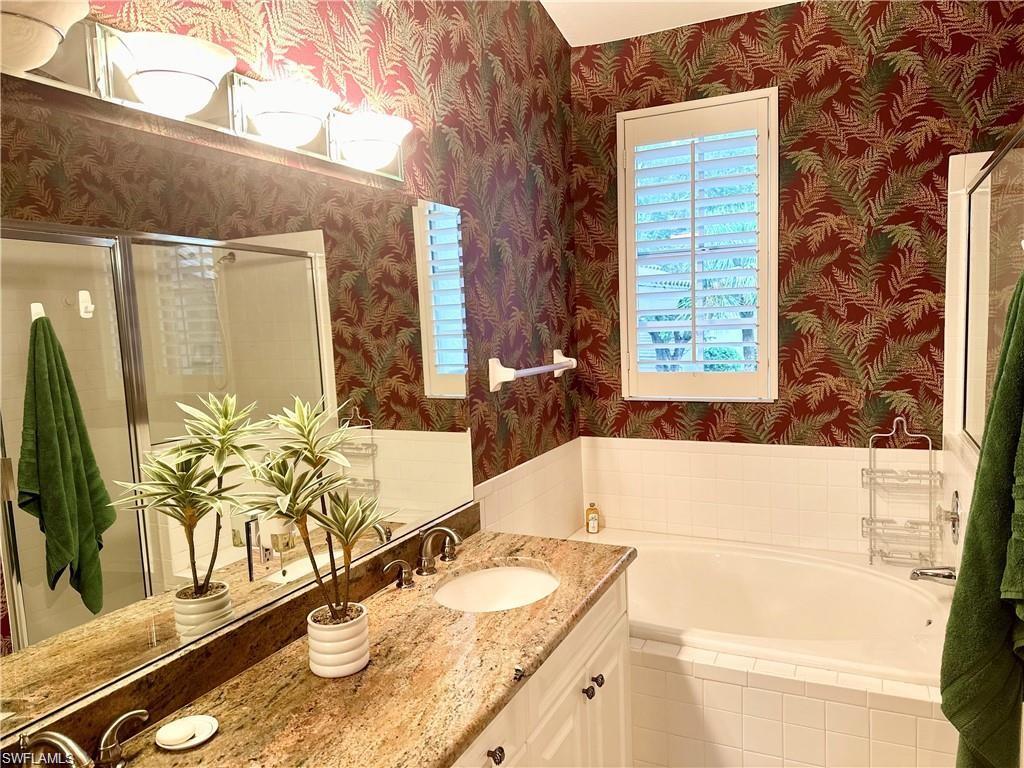 27080 Lake Harbor CT 202 photo 14