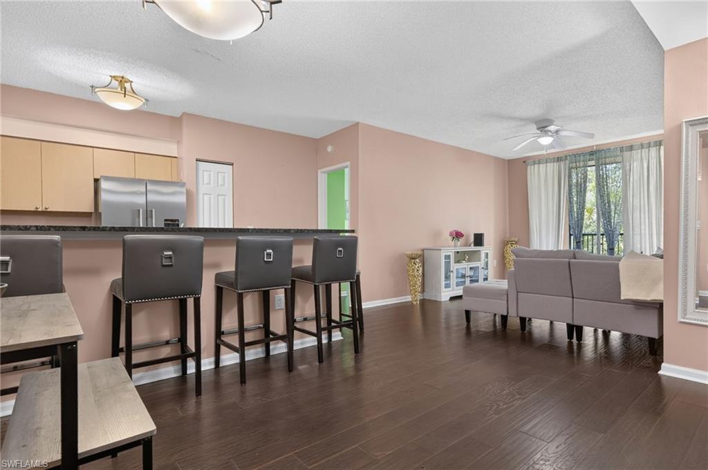 1105 Reserve CT 206