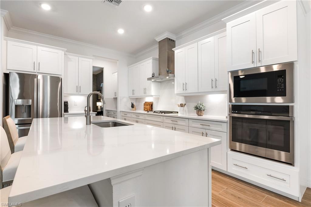 13528 Blue Bay CIR photo 9