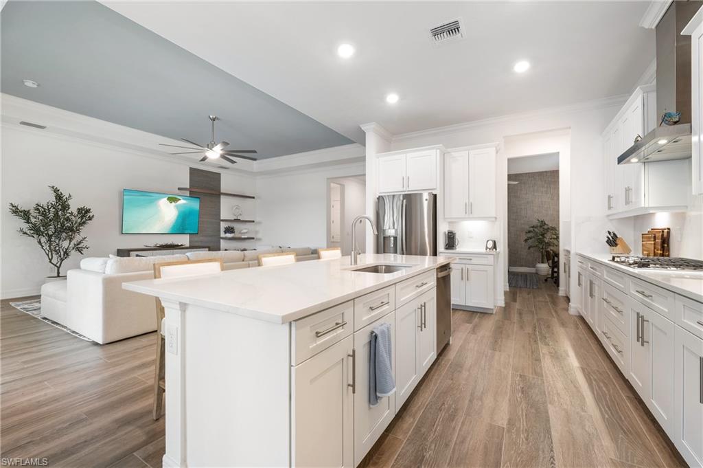13528 Blue Bay CIR photo 8