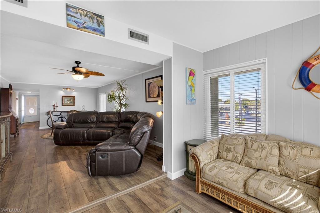 2244 Winkler AVE 301 photo 10