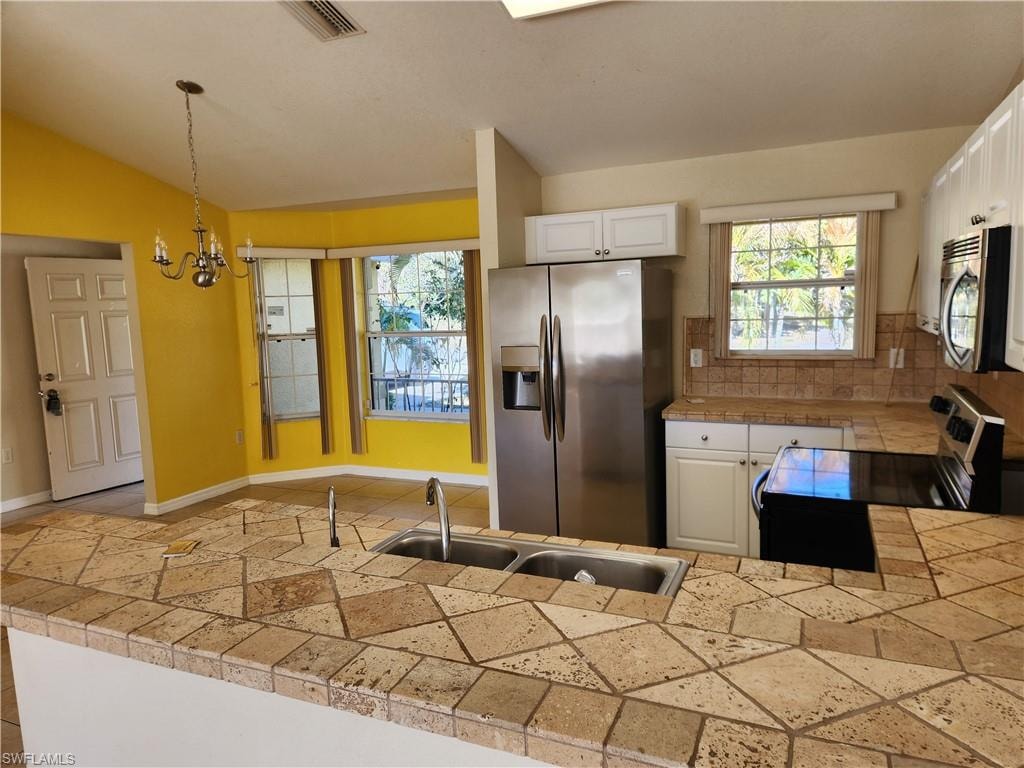 Kitchen to Dining Room
