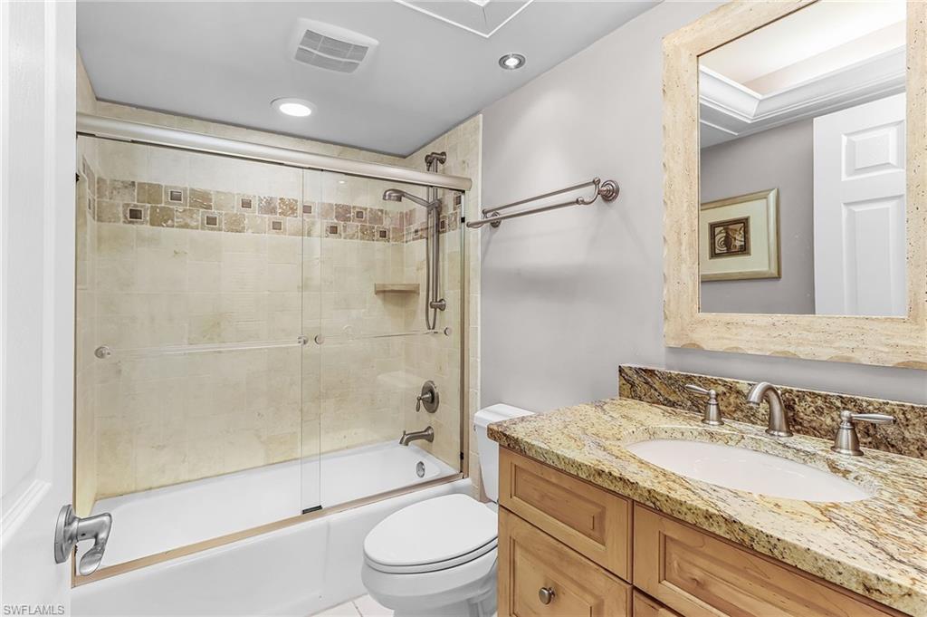 6660 Estero BLVD 303 photo 10