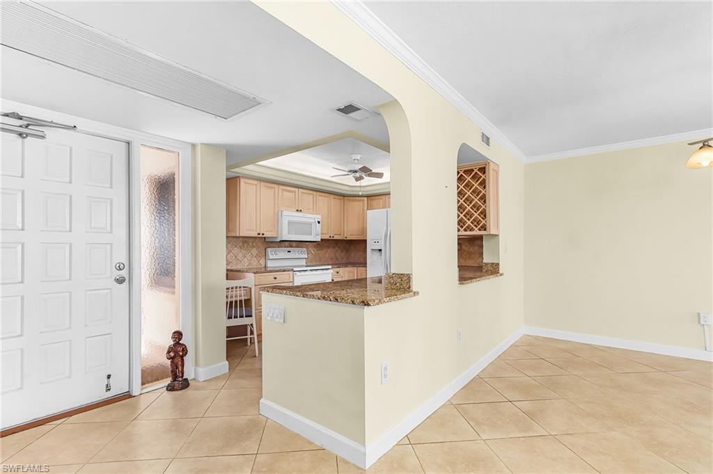 6660 Estero BLVD 303 photo 14