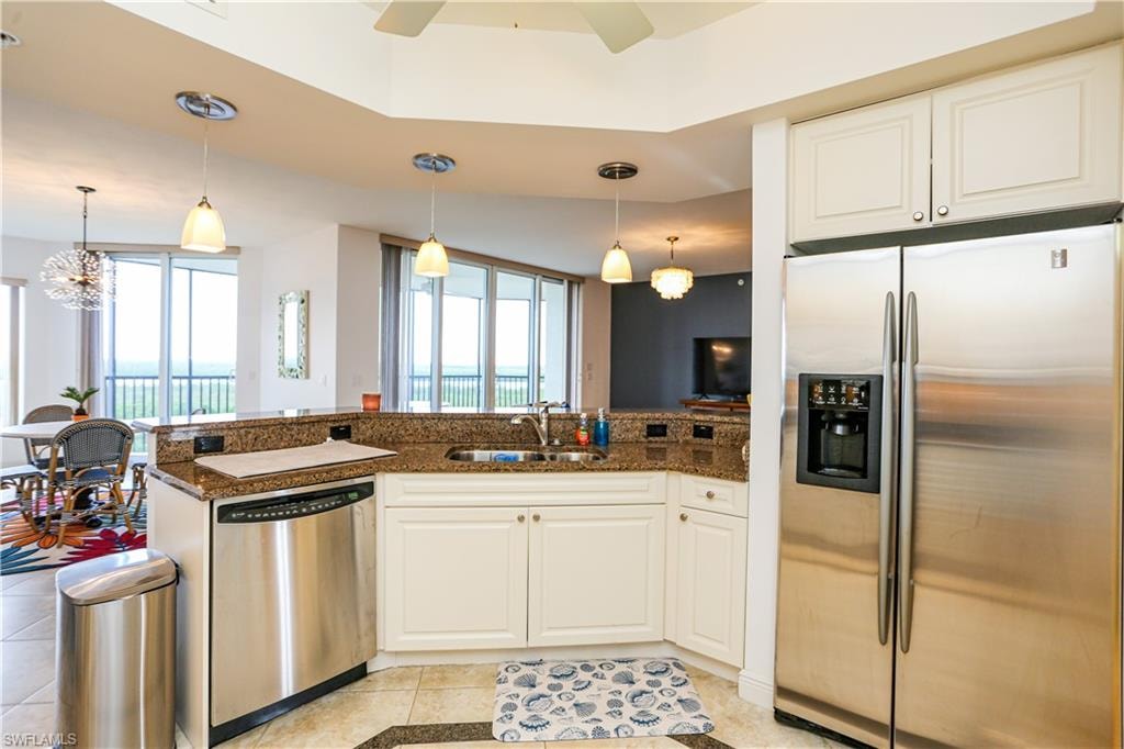 1060 Borghese LN 603 photo 43