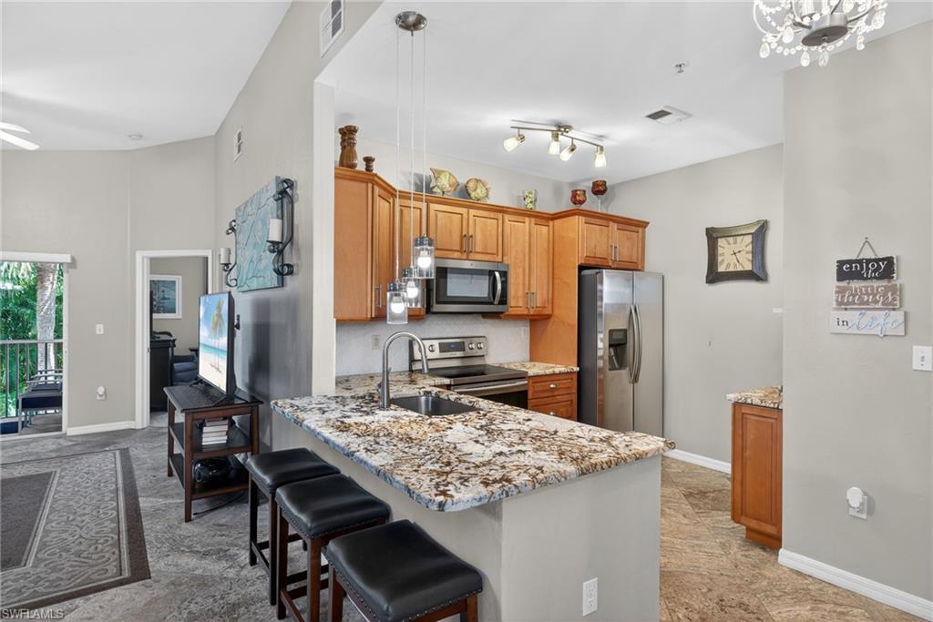 15441 Bellamar CIR 1123 photo 9