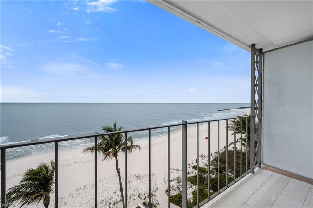 2011 Gulf Shore BLVD N 64,65/66 photo 6