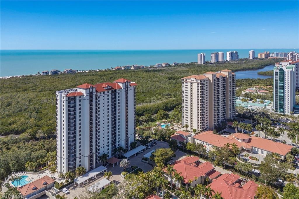 7225 Pelican Bay BLVD 305 photo 32