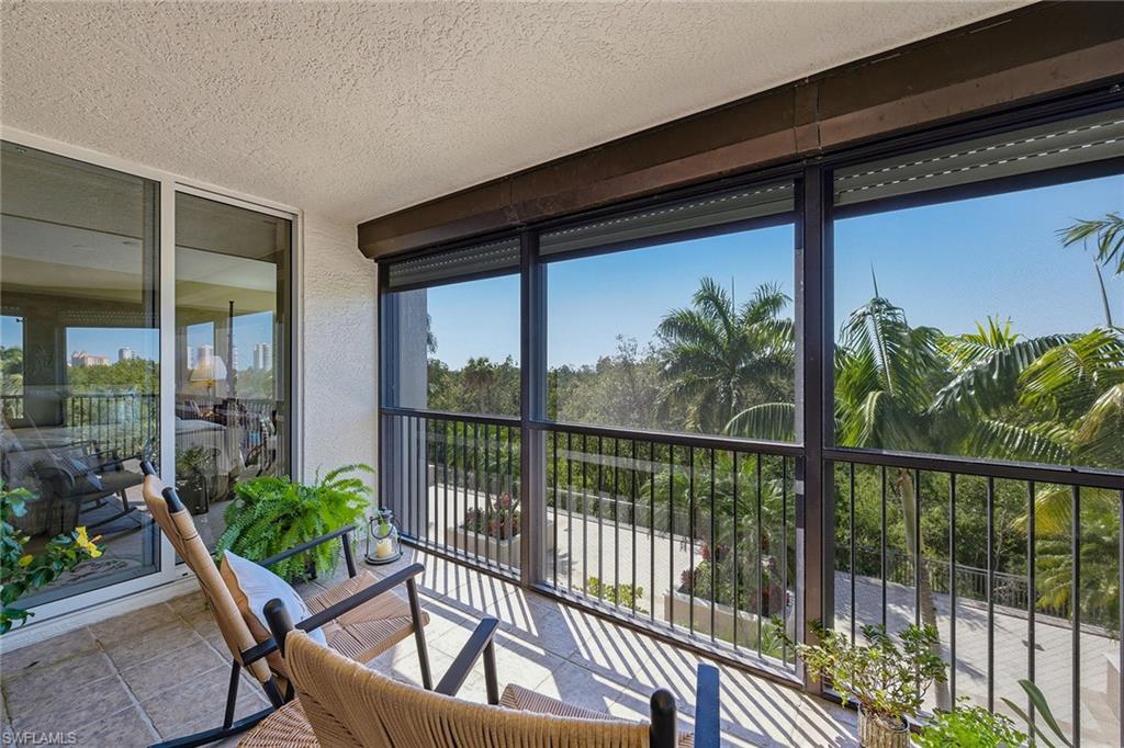 7225 Pelican Bay BLVD 305 photo 24