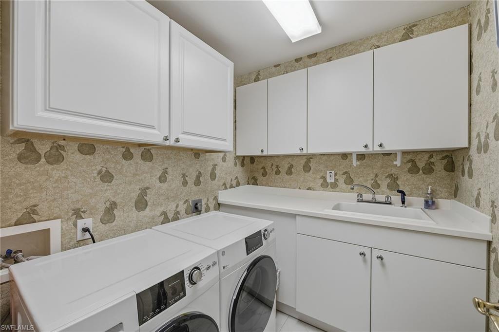 7225 Pelican Bay BLVD 305 photo 21