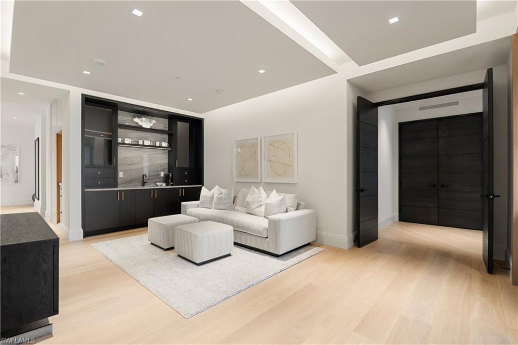 81 Seagate DR PH20 photo 10