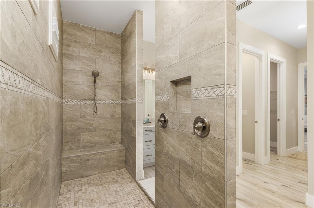 1704 SW 17th AVE photo 9