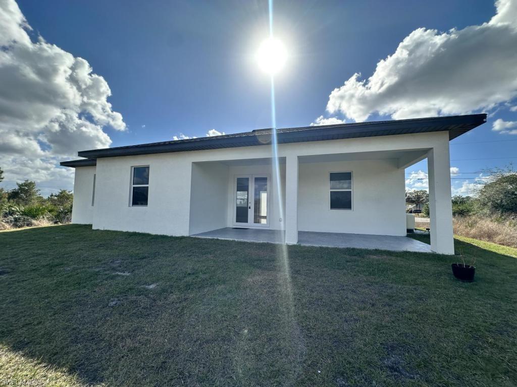 325 Paulcrest AVE photo 13