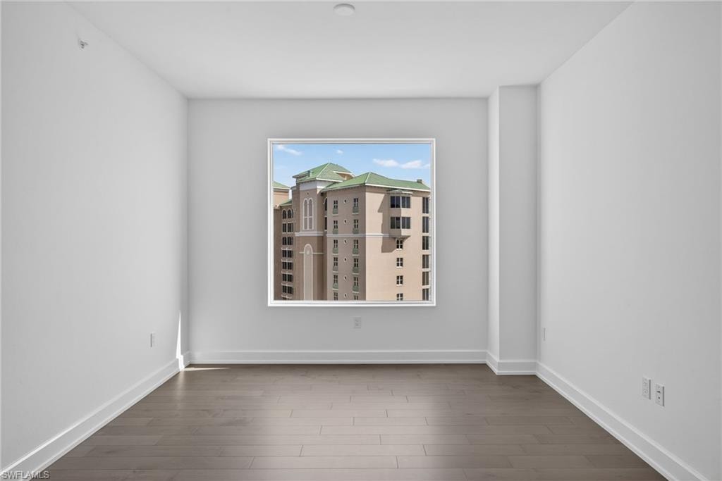 4142 Bay Beach LN 901 photo 21