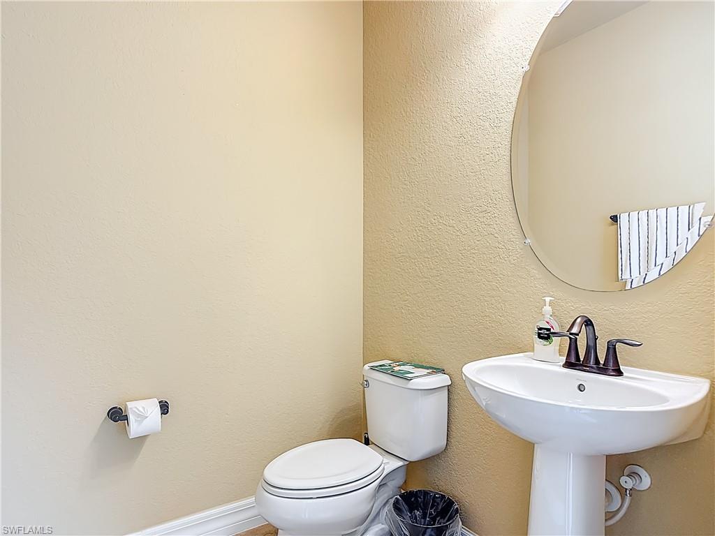 9250 VENETO PL photo 28