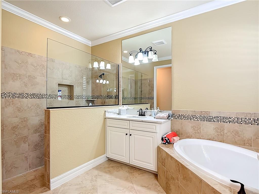 9250 VENETO PL photo 39