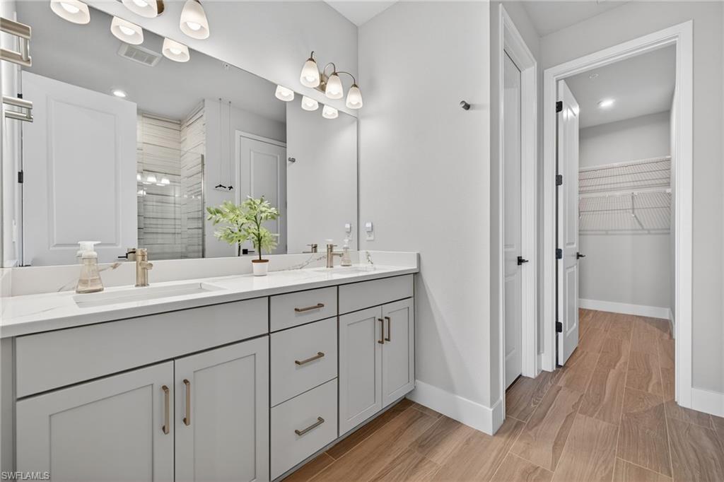 4683 ARBORETUM CIR 201 photo 20