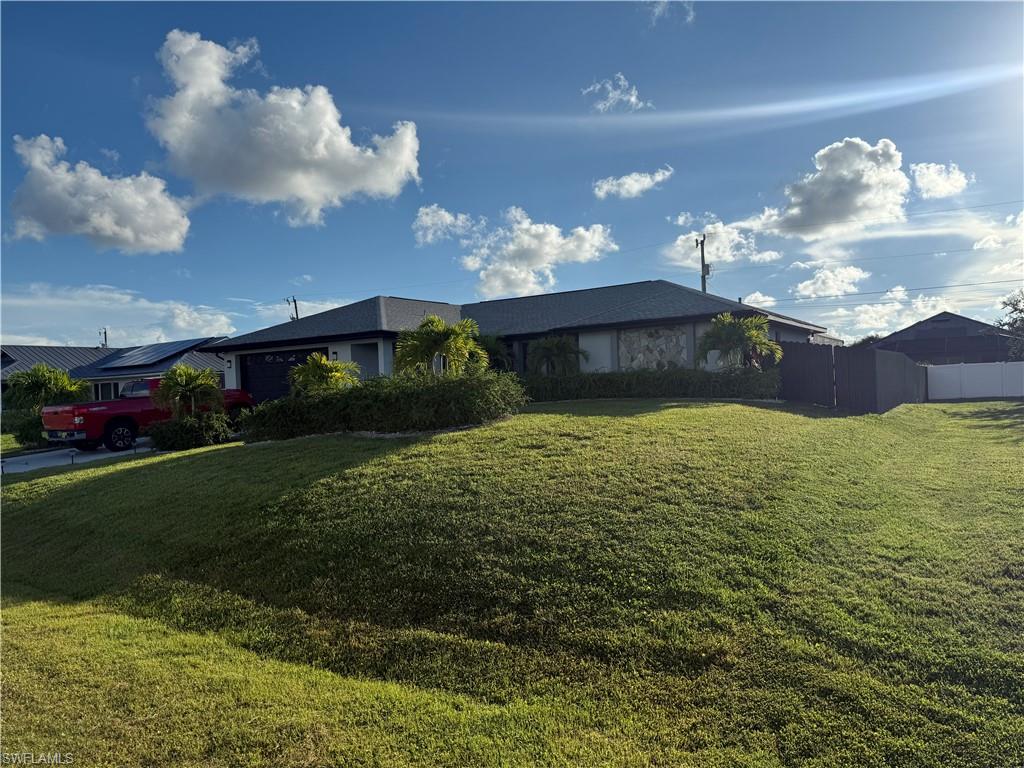 View of side of home