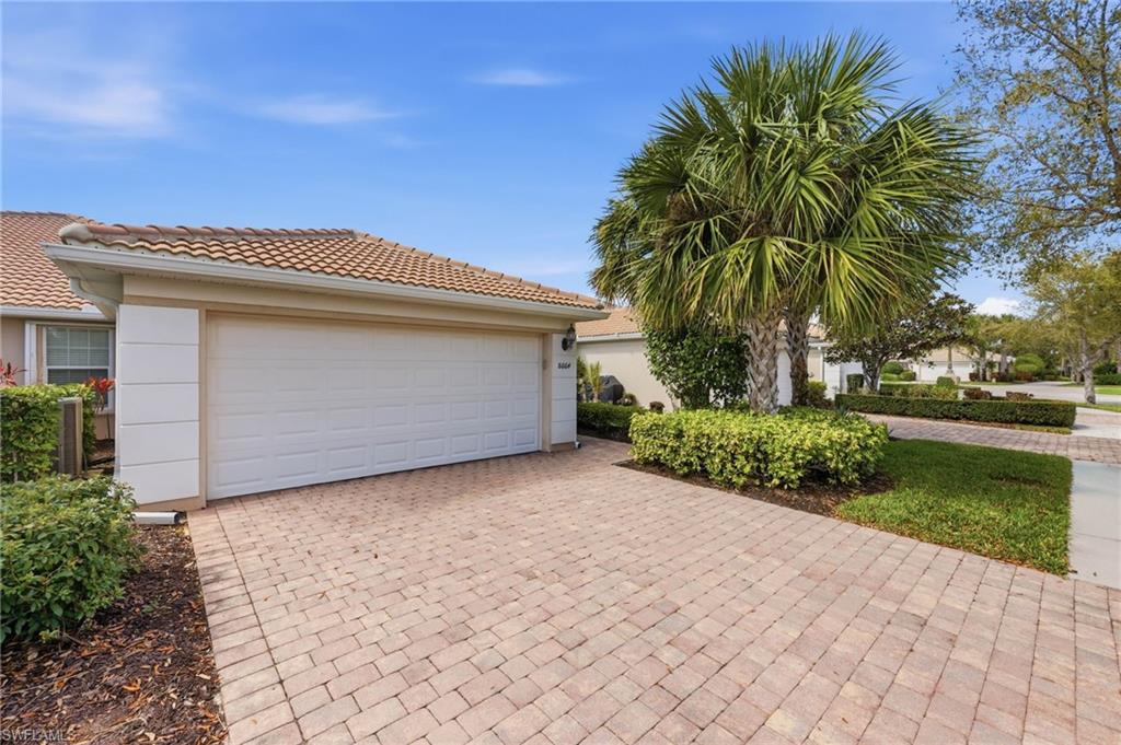 with double space driveway