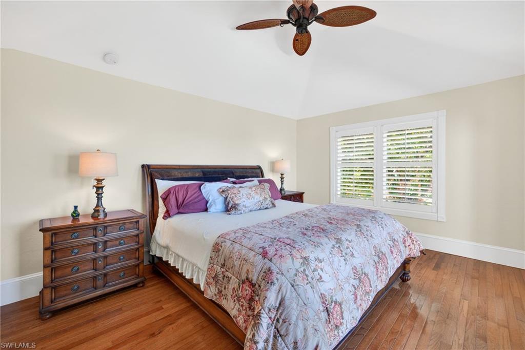 2878 Valencia WAY photo 20