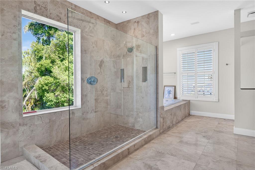 2878 Valencia WAY photo 24