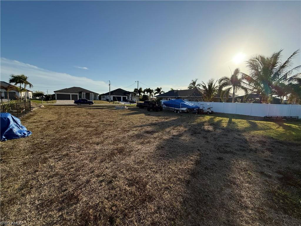 View of yard featuring a residential view