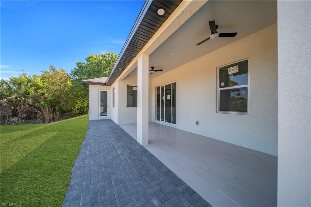 View of patio / terrace with ceiling fan