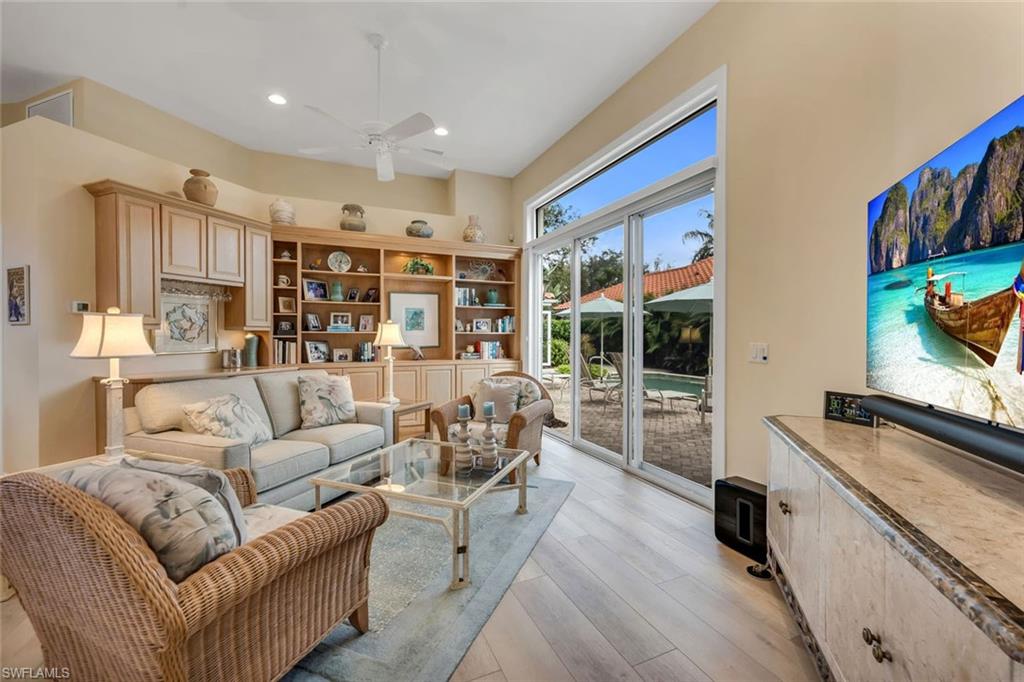 26260 Mira WAY photo 12