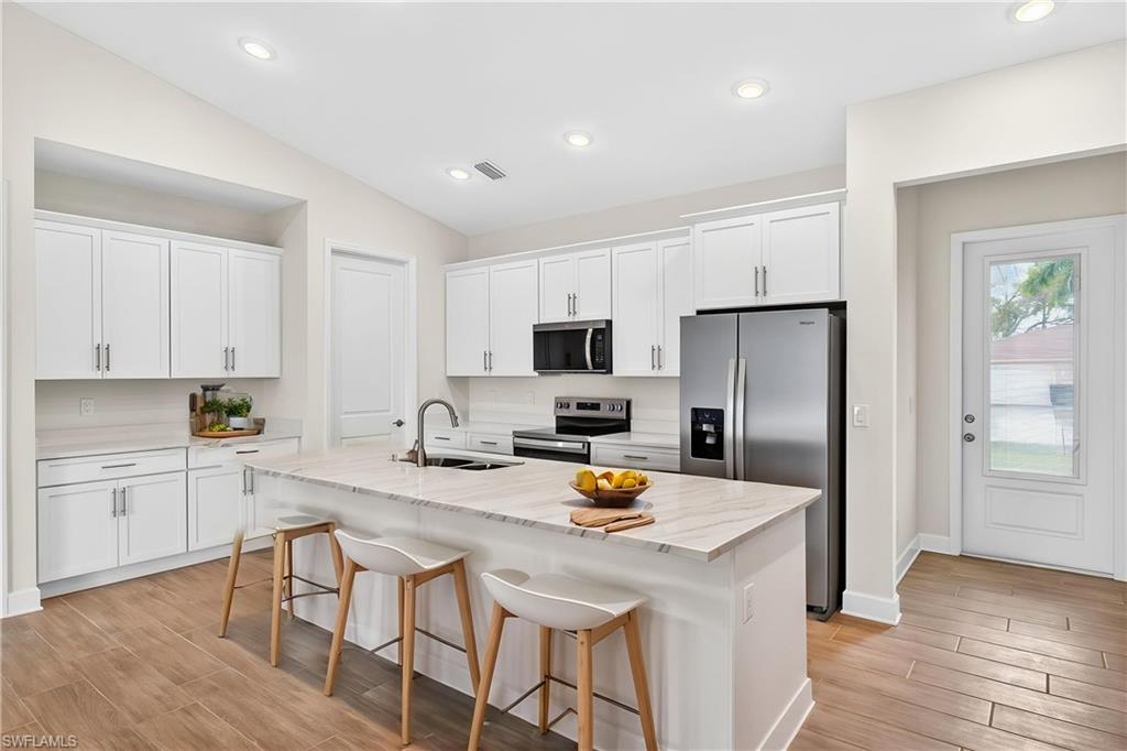 303 SE 1st PL