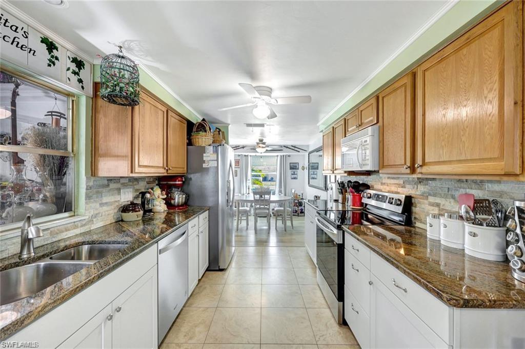 12315 Davis BLVD photo 7