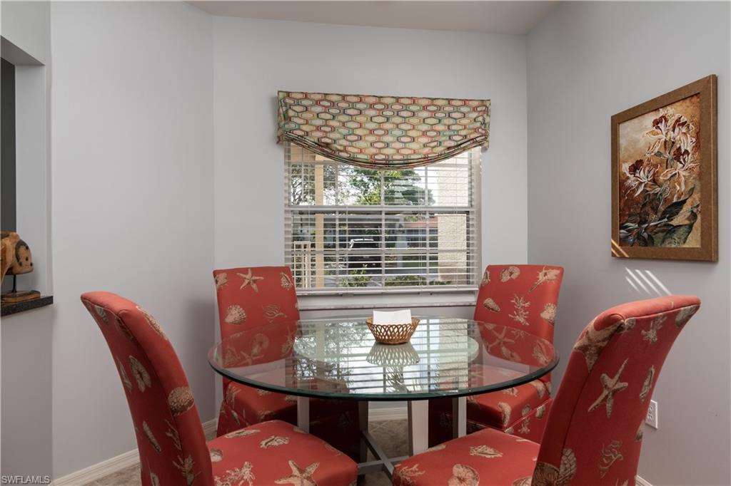 Kitchen Dining area