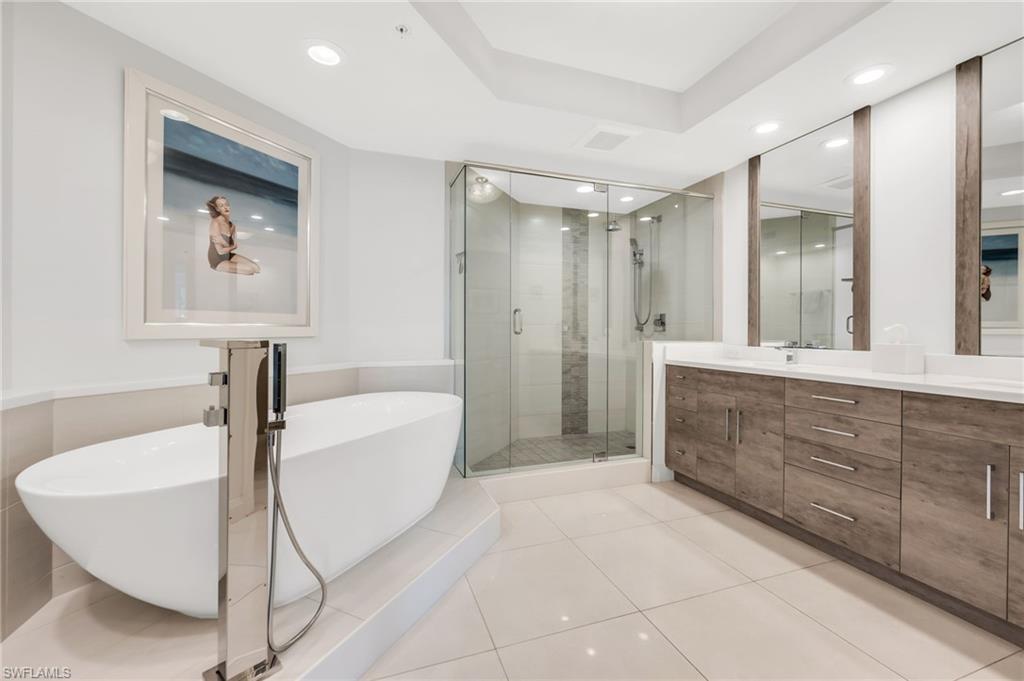 455 Cove Tower DR 304 photo 9