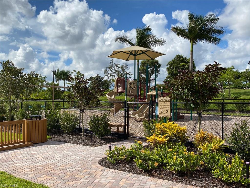 14639 Edgewater CIR photo 21