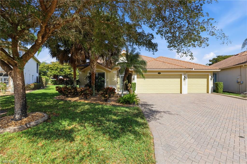 13818 Farnese DR