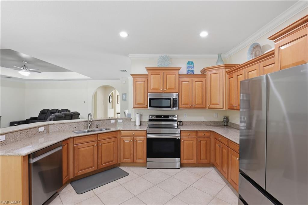 13818 Farnese DR photo 10