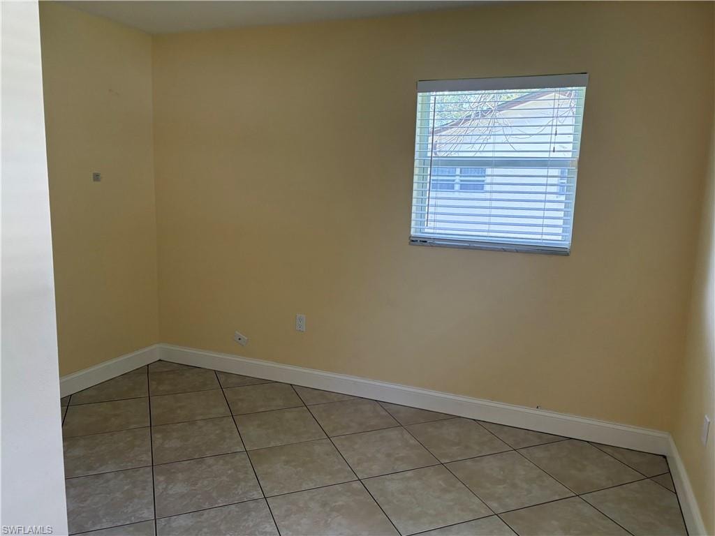 5652 Eichen CIR E photo 13
