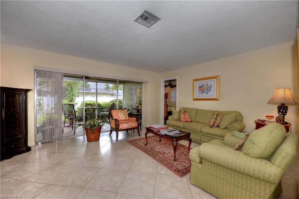 5652 Eichen CIR E