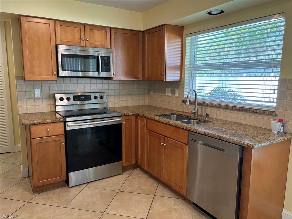 5652 Eichen CIR E photo 21