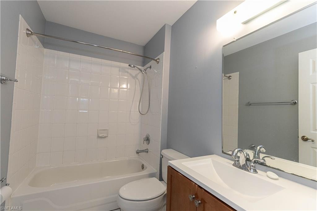 417 SE 21st TER photo 12