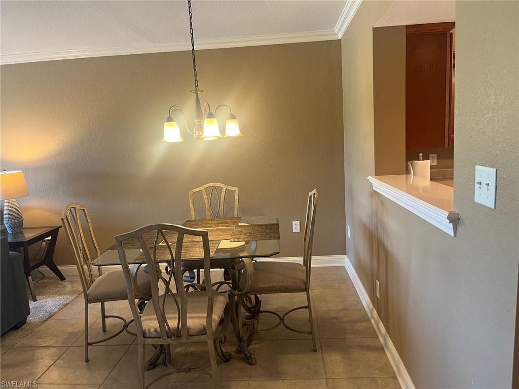 Dinng Area Tiled Flooring