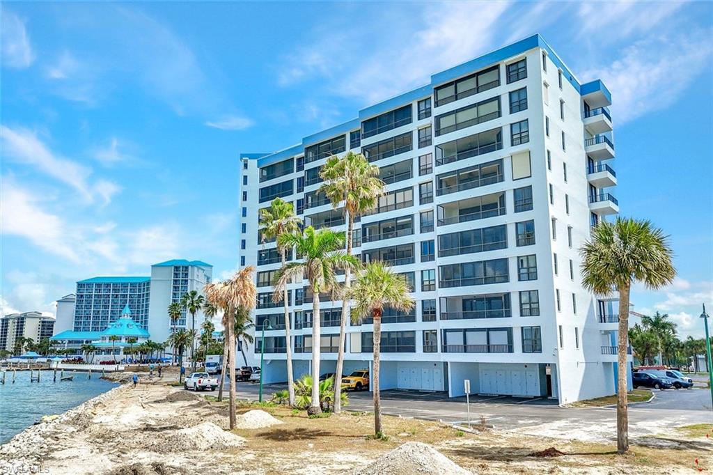 15021 Punta Rassa RD 903 photo 32