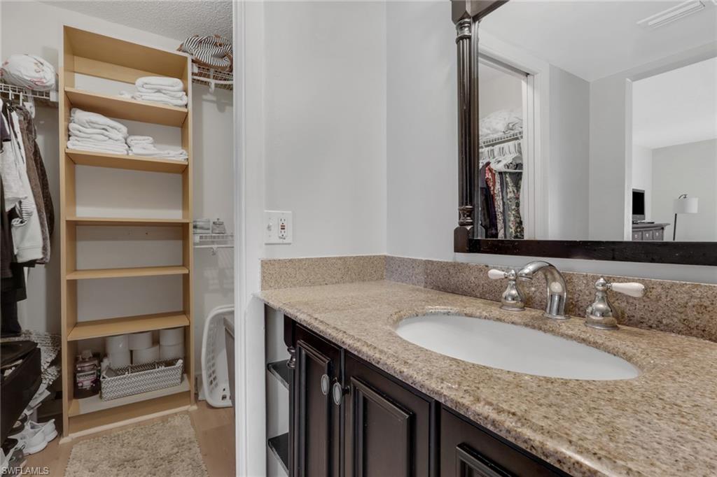 1057 Forest Lakes DR 1208 photo 23