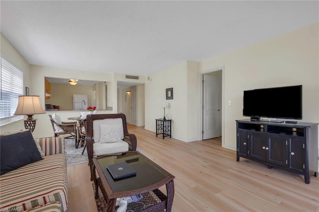1057 Forest Lakes DR 1208 photo 12